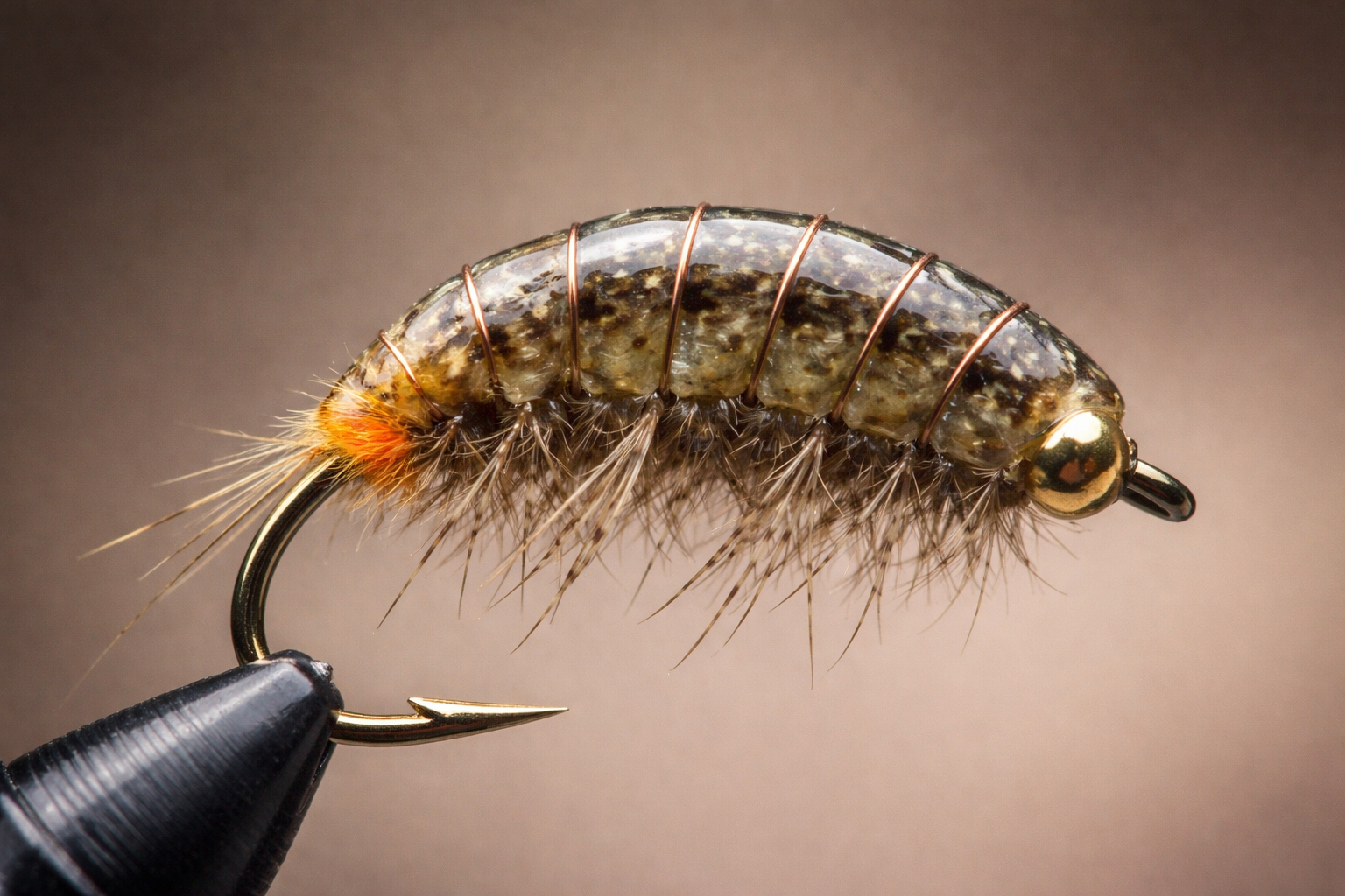 Bindeanleitung für Profis: Die „Gammarus-Nymphe“ – Europas Geheimwaffe für den Frühling