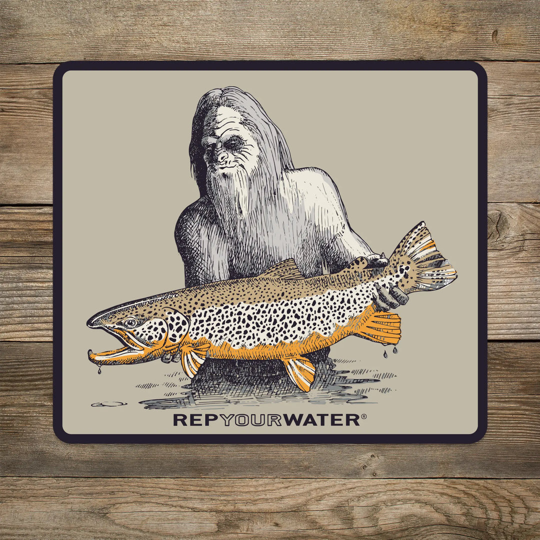 RepYourWater Aufkleber – Hero Squatch – Ansicht 1