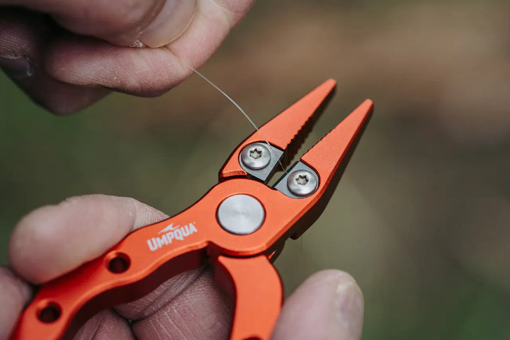 Umpqua RiverRun Trout Plier Orange – Angelzange – Ansicht 4